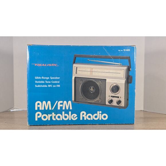 Vintage Realistic 12-625 AM/FM Portable Radio - Original Box/Manual. Works! READ - Picture 1 of 5